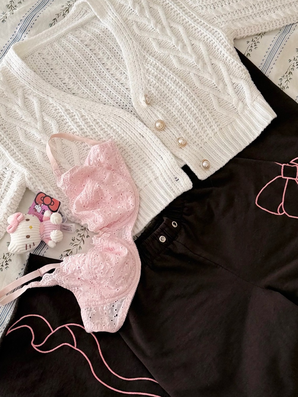 Lace Bralette in Soft Pink - Women's Intimates